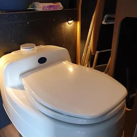 Aurorahut, Overwater Hut Куусамо