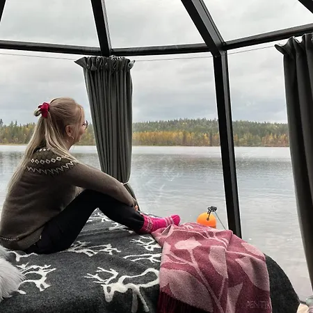 Aurorahut, Overwater Hut * Куусамо