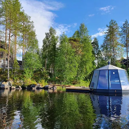 Aurorahut, Overwater Hut Ботель *