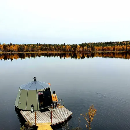Aurorahut, Overwater Hut * Куусамо