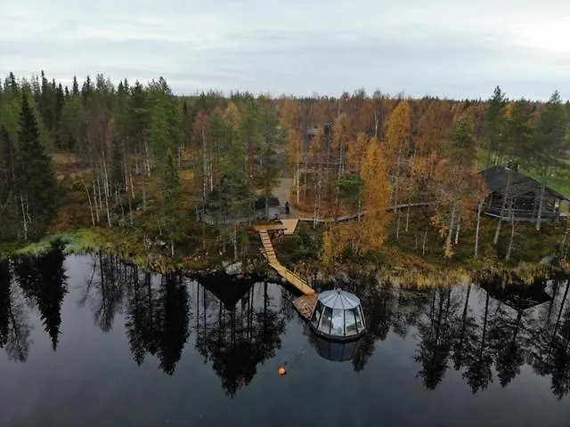 Aurorahut, Overwater Hut Båthotell