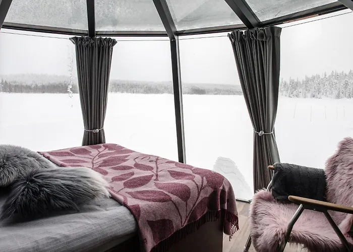 Aurorahut, Overwater Hut Båthotell Kuusamo