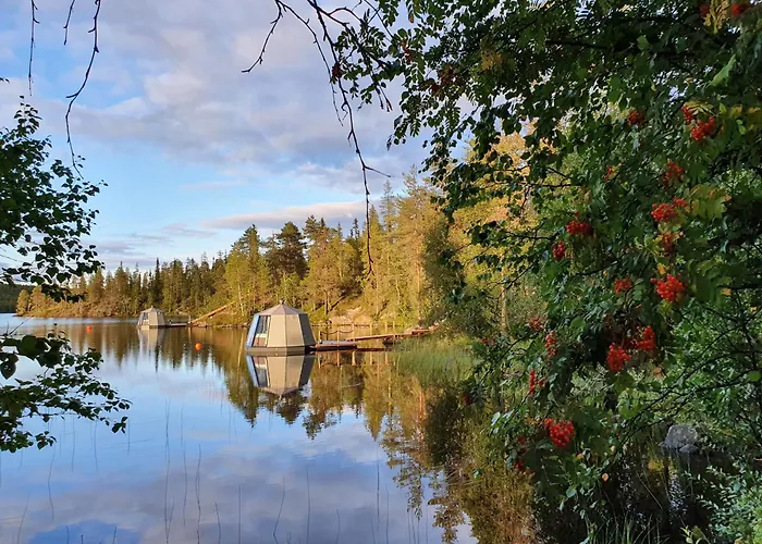 Båthotell Aurorahut, Overwater Hut *